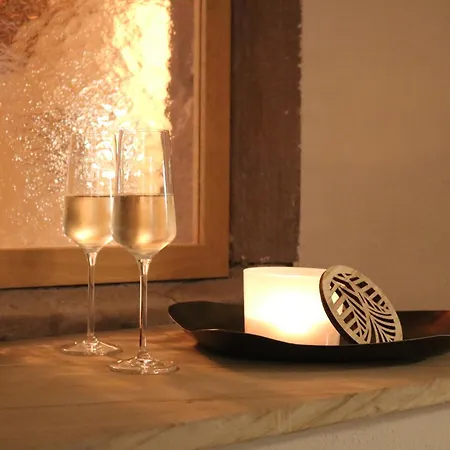 Charmantes Chateau Lichter - Alte Schmiede *