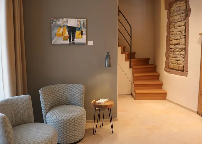 Charmantes Chateau Lichter - Alte Schmiede *