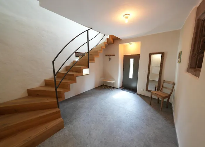 Villa Charmantes Chateau Lichter - Alte Schmiede Liessem