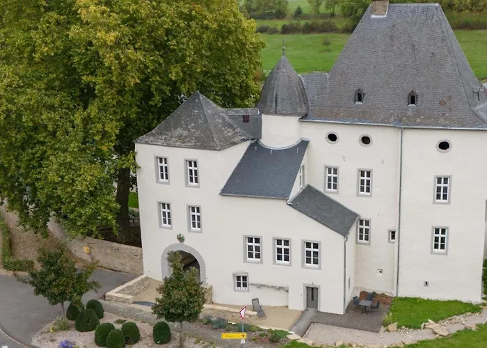Charmantes Chateau Lichter - Alte Schmiede Villa *