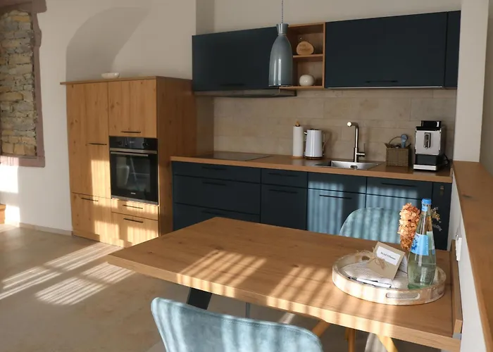 Charmantes Chateau Lichter - Alte Schmiede *